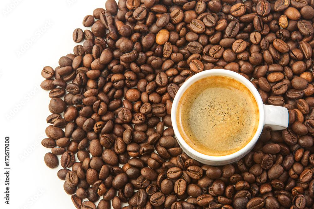 Fototapeta premium White cup and coffee beans