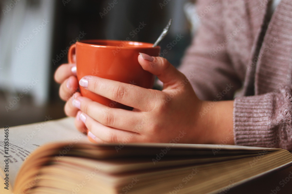 autumn ,atmosphere ,book ,tea ,girl , flavor ,leisure ,hands ,coffee autumn ,atmosphere ,book ,tea ,girl , flavor ,leisure ,hands ,coffee