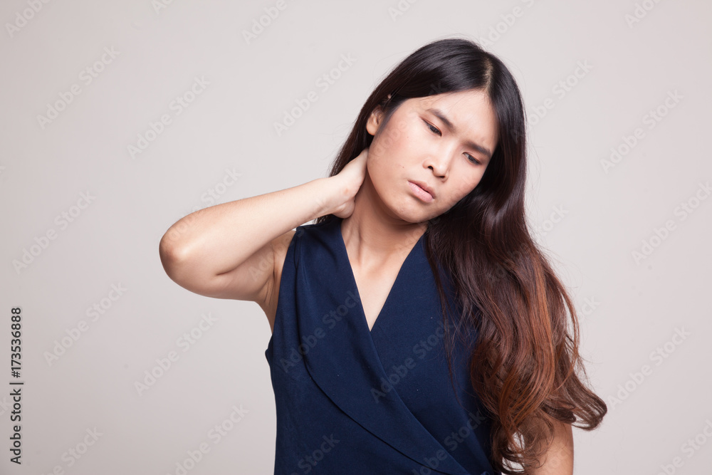 Young Asian woman got neck pain. Young Asian woman got neck pain.