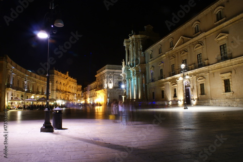 Piazza Duomo Siracusa © faustoriolo