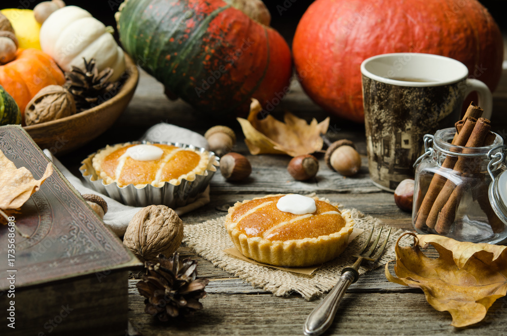 Homemade pumpkin pie. Autumn decoration