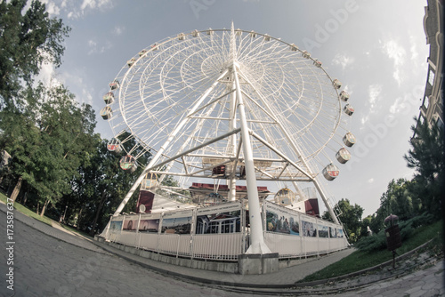 photo of a Ferris wheel