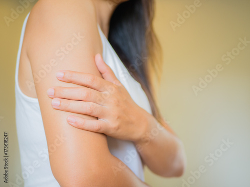 Vászonkép Closeup female's arm