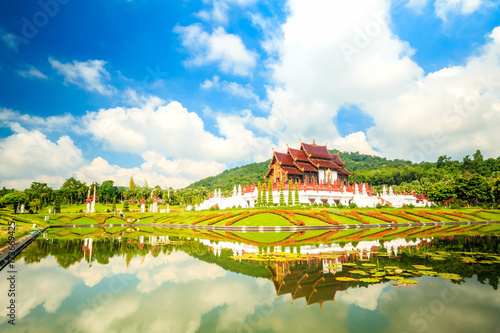 Obraz na płótnie The royal flora,Ho Kum Loung in Ratchaphruek Park Chiang Mai , Thailand. w salonie
