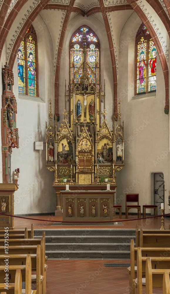 Deutschland, Monreal; Dreifaltigkeitskirche von 1460, Innenaufnahme Altarraum