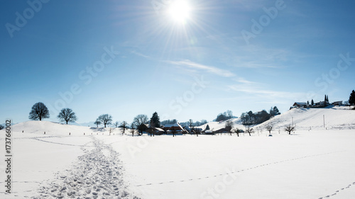 Traumhafte Winterlandschaft im Gürbetal, Bern, Schweiz