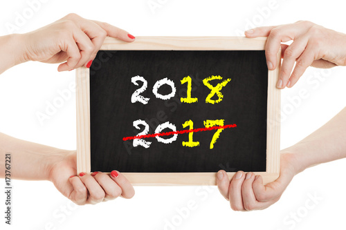 Silvester 2017 - 2018 Tafel Hände Freisteller
