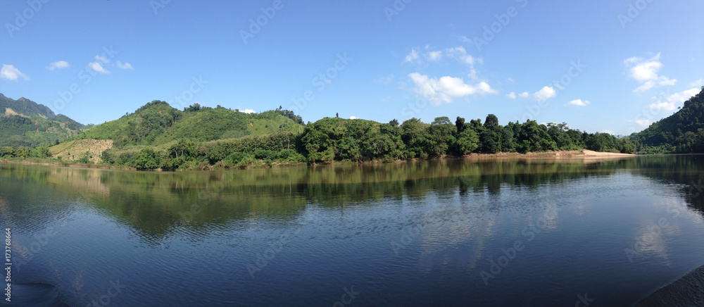 Panorama from the nam ou river