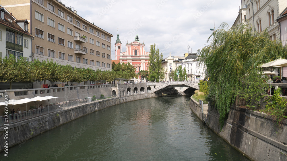 Fototapeta premium Embankment of the Ljubljanica River