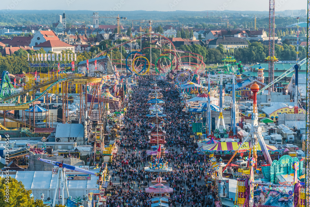 Fototapeta premium Aerial view of the crowd in Oktoberfest from St. Paul Cathedral