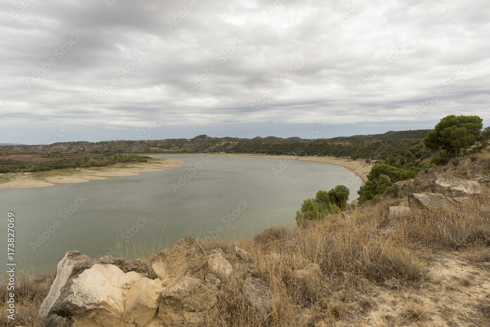 Fototapeta premium The river Ebro on its way through Caspe, Aragon