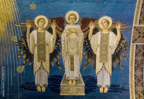 Obraz na plátně ANGELS IN HOLEY LAND
