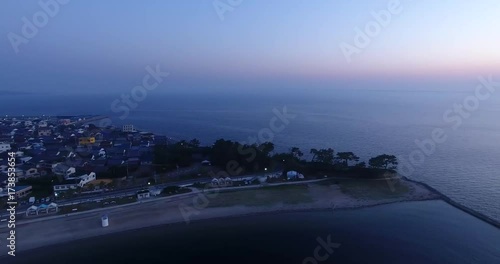 Wallpaper Mural 日本の早朝の島をドローンで空撮③ Torontodigital.ca