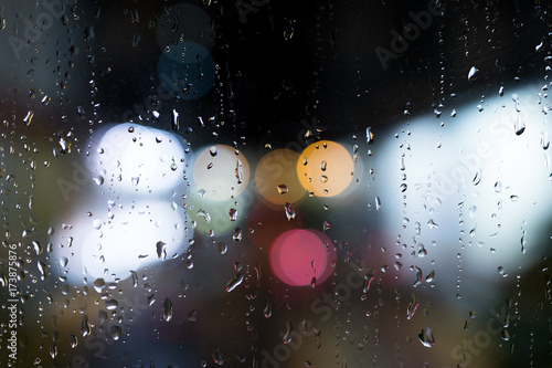 Fototapeta Naklejka Na Ścianę i Meble -  Rain on window