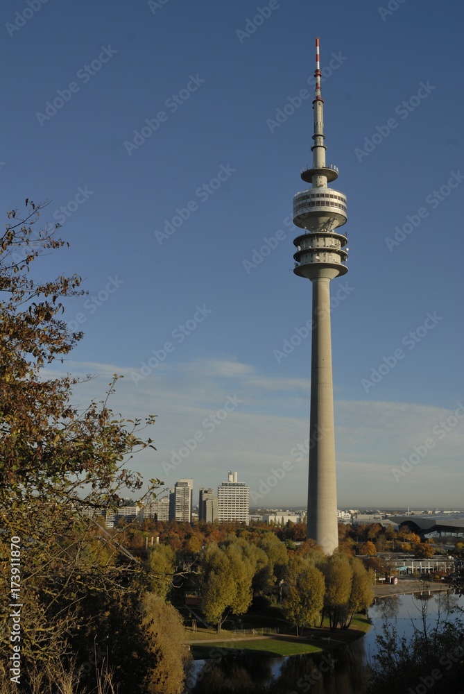 Naklejka premium München, Olympia Turm