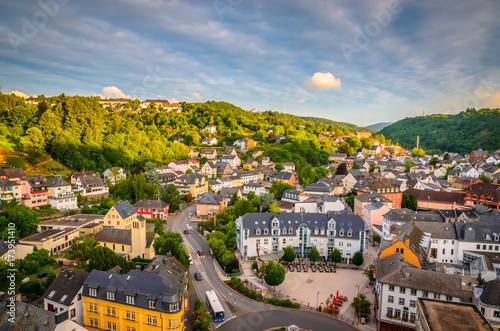 Obraz na płótnie Panoramic aerial view of Idar-Oberstein at sunset, Germany w salonie