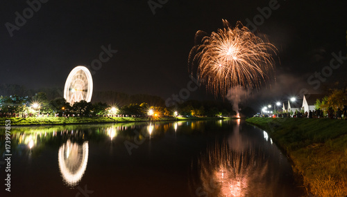 Feuerwerk der Herbstdult mit Riesenrad in Regensburg, Deutschland photo