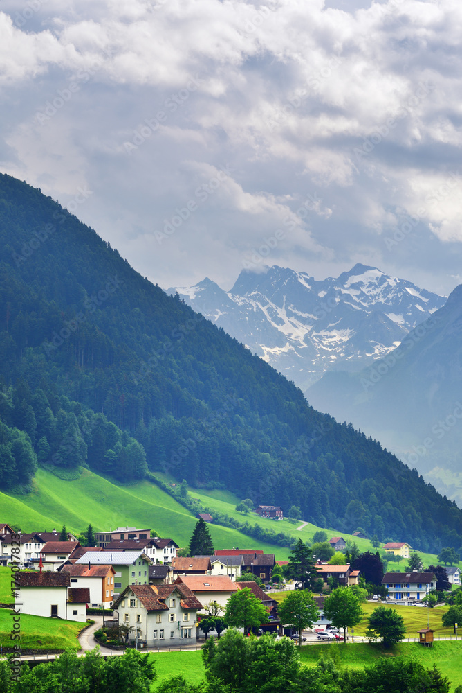 Fototapeta premium Stunning alpine landscape in canton Uri, Switzerland