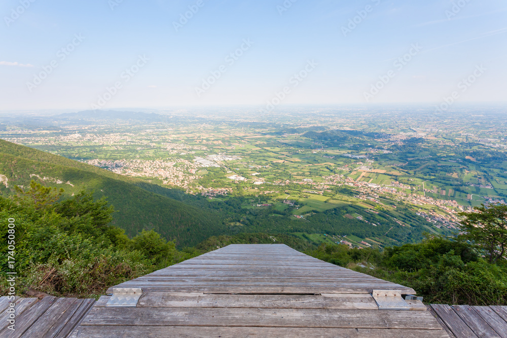 Paragliding platform