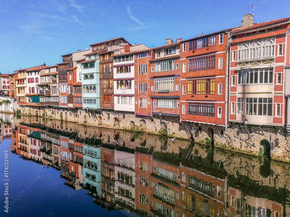 Obraz premium House on Agout - Castres