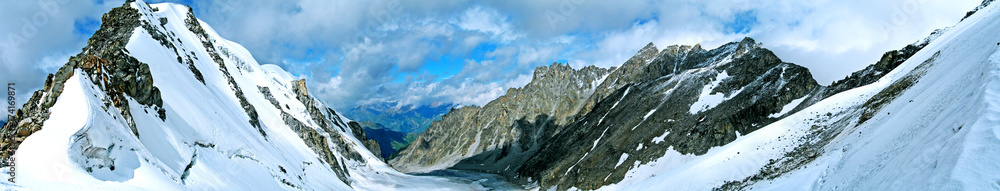 track on Elbrus