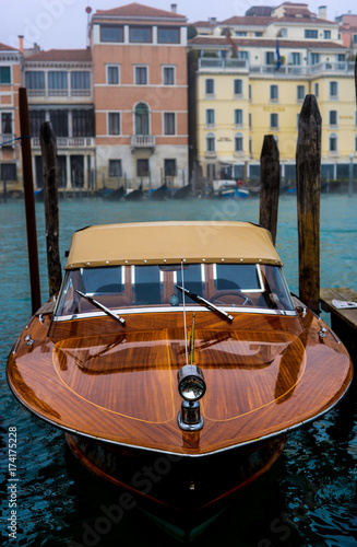 Speed boat photo