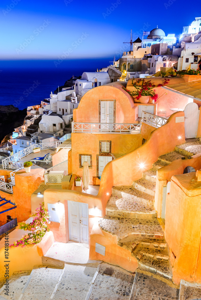 Fototapeta premium Oia sunset, Santorini - Greek Islands