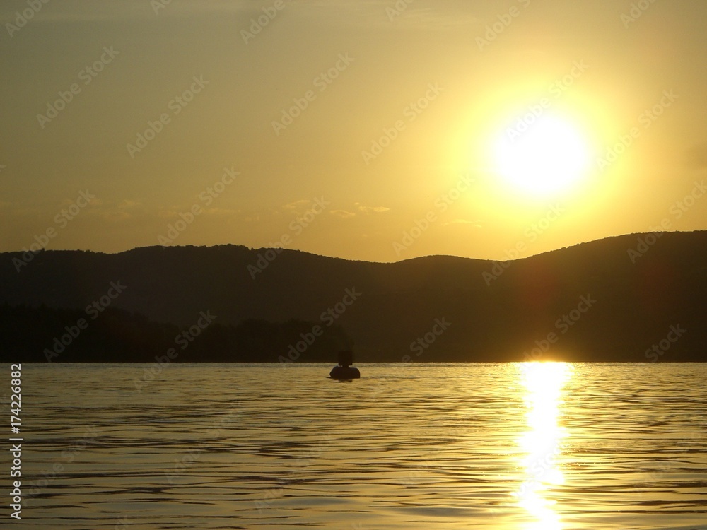 Auf der Donau mit dem Schlauchboot Auf der Donau mit dem Schlauchboot