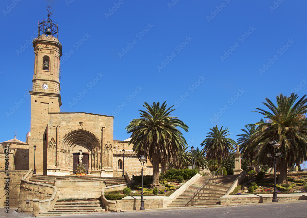 Fototapeta premium Colegiata de Santa Maria la Mayor in Caspe, Spain