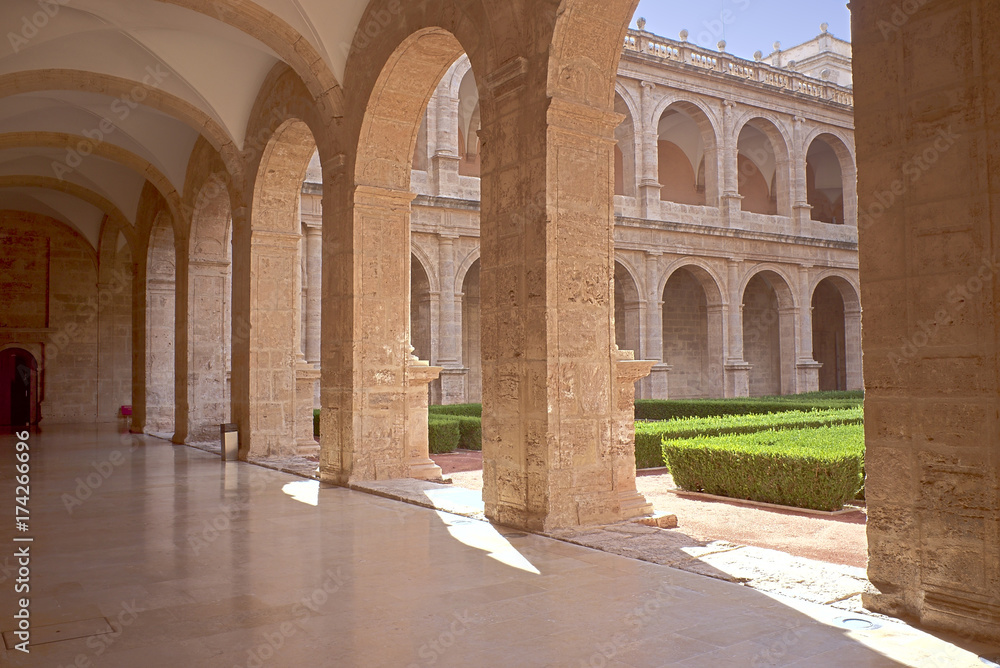 Courtyard of the building of the Valencian Library