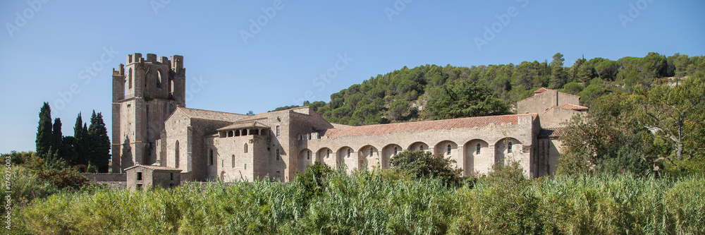 L'abbaye de Lagrasse