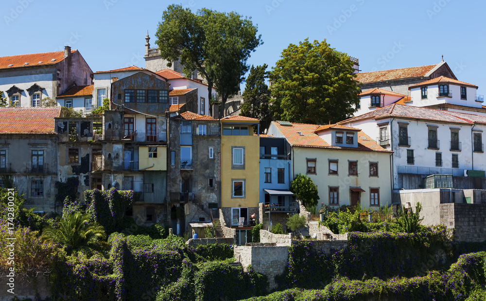 Amazing architecture in the city of Porto 