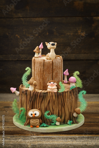 Enchanted forest cake photo