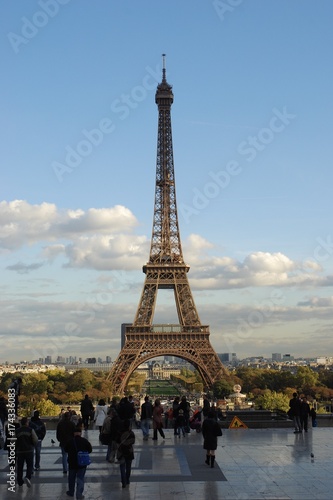 Eiffel Tower © Chris