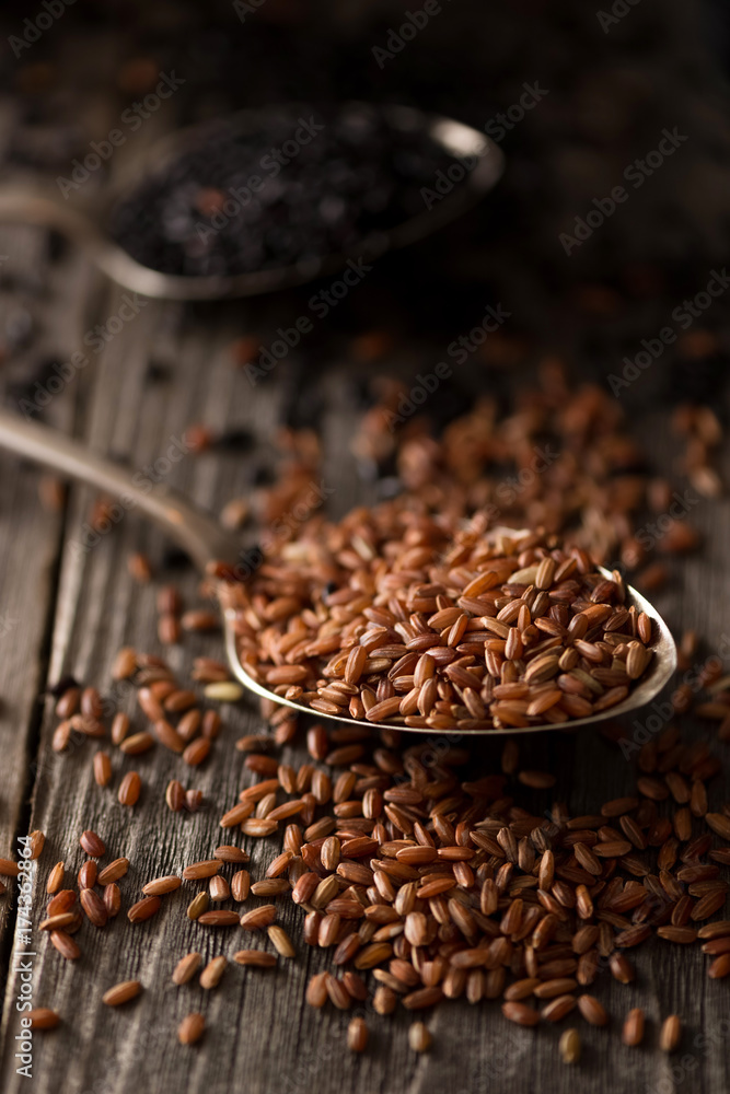 Raw Heirloom Black and Red Rice Raw Heirloom Black and Red Rice