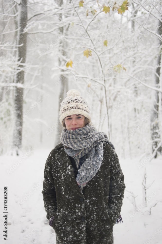 Falling snow Falling snow