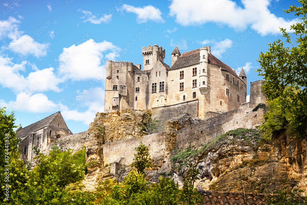 Beynac et Cazenac. Le château vu du village. Dordogne. Nouvelle Aquitaine