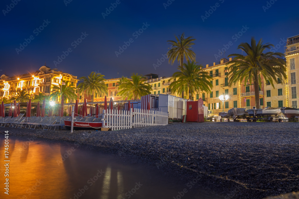 Santa Margherita Ligurien Italien bei Nacht Palmen Strand