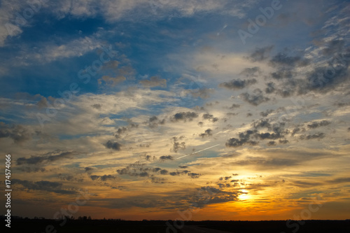 Fototapeta Naklejka Na Ścianę i Meble -  Sunset sky and clouds