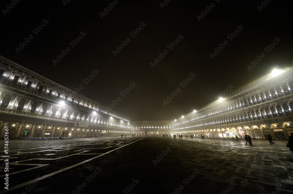 Obraz premium サンマルコ寺院