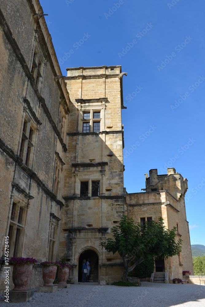 castello in provenza