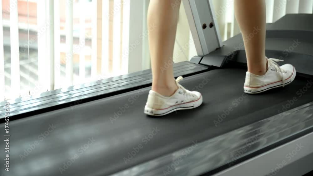 Exercise in the gym, women want to have a beautiful body with fitness. Exercise in the gym, women want to have a beautiful body with fitness.