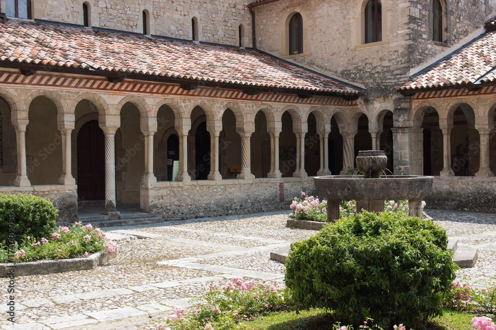 Obraz premium Art in the ancient Abbey of Follina.