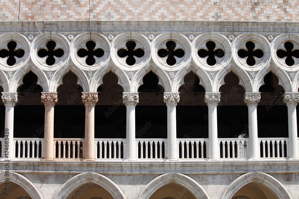 Obraz premium Arches of Doge Palace in Venice, Italy