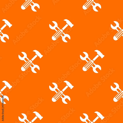 Hammer and screw wrench pattern seamless