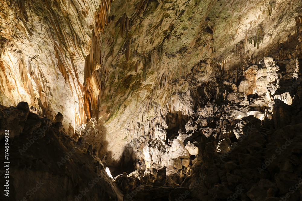 Picturesque karst features illuminated in the cave