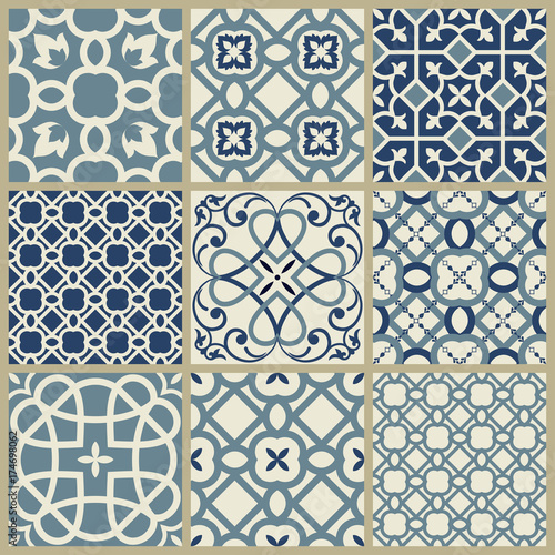 Seamless ceramic tiles with damask pattern. Vintage elements for design in Victorian style. Ornate floral decor for wallpaper, ceramic tiles. Endless eastern texture. 
