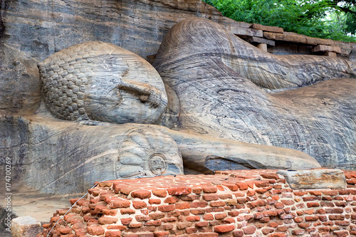 The reclining image of Buddha in Gal Vihara photo