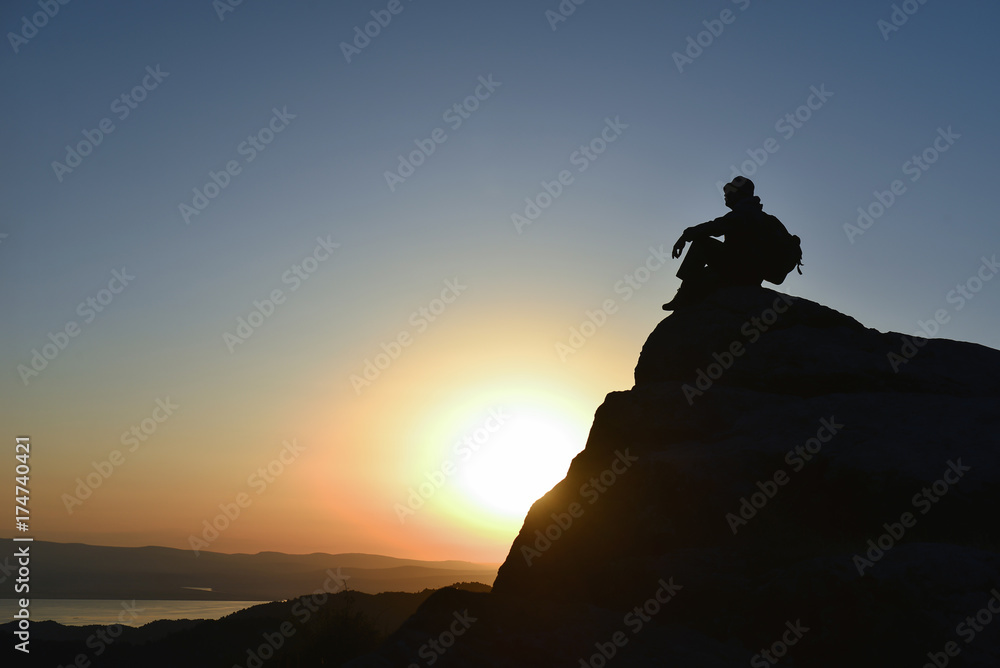 Sunrise is a peaceful and enjoyable day Sunrise is a peaceful and enjoyable day