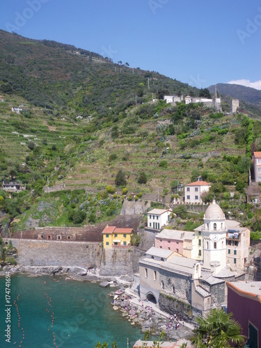village italie maisons couleurs vue